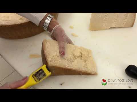 Parmigiano Reggiano Cheese Box and Spoon Grater EMILIA FOOD LOVE - EMILIA  FOOD LOVE Selected with love in Italy